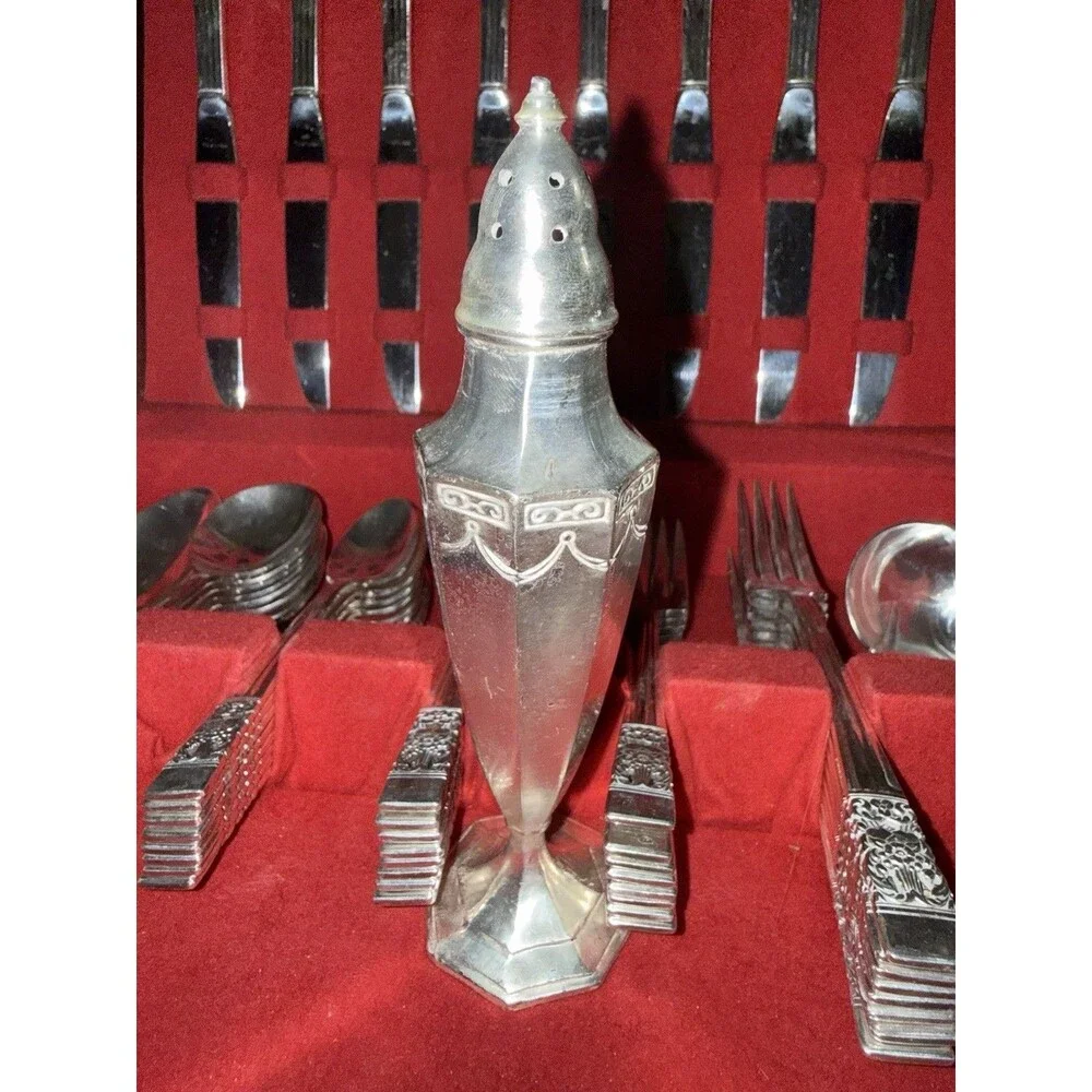VTG Community Silverplate Flatware Set Oneida Chest Rogers Ladle